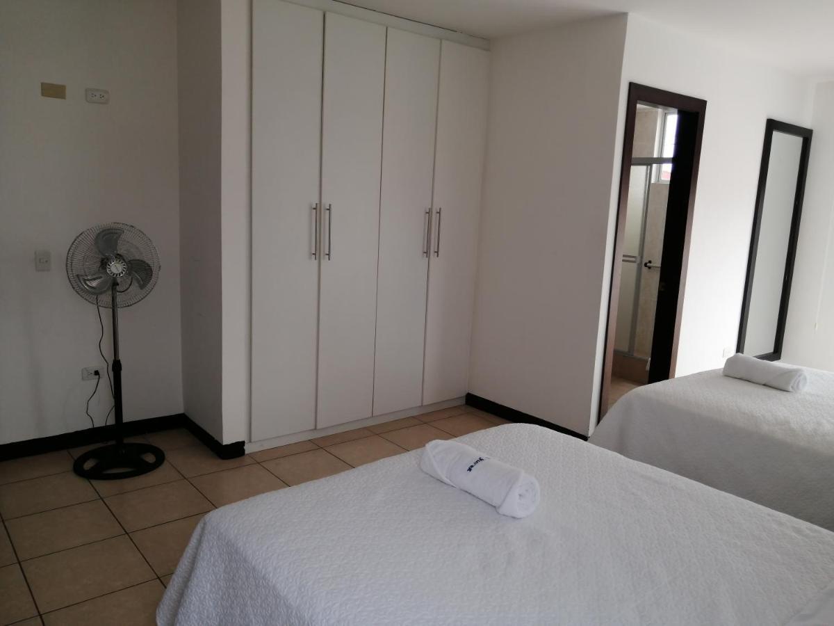 Hotel Yurak Archidona Zewnętrze zdjęcie